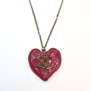 Authentic Chanel Red Molten Marbled Acrylic Heart Pendant Charm On Gold Necklace